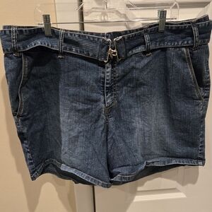 🌟Classic Blue Denim Women's Shorts with Belt